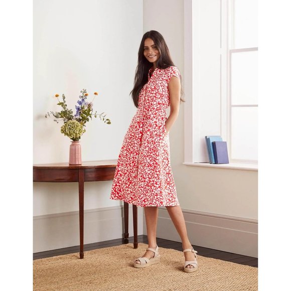 Boden Dresses & Skirts - Boden Short Sleeve Shirt Dress in Cherry Red Vine Swirl - Size US 10